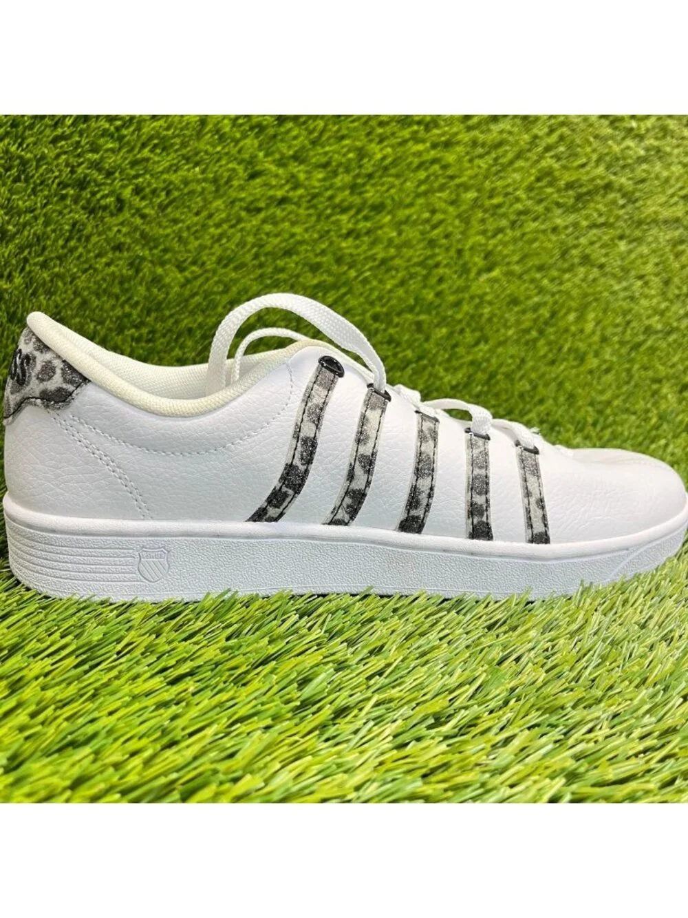 K-Swiss Court Pro II Leopard Womens Size 10 White Black Athletic Shoes Sneakers